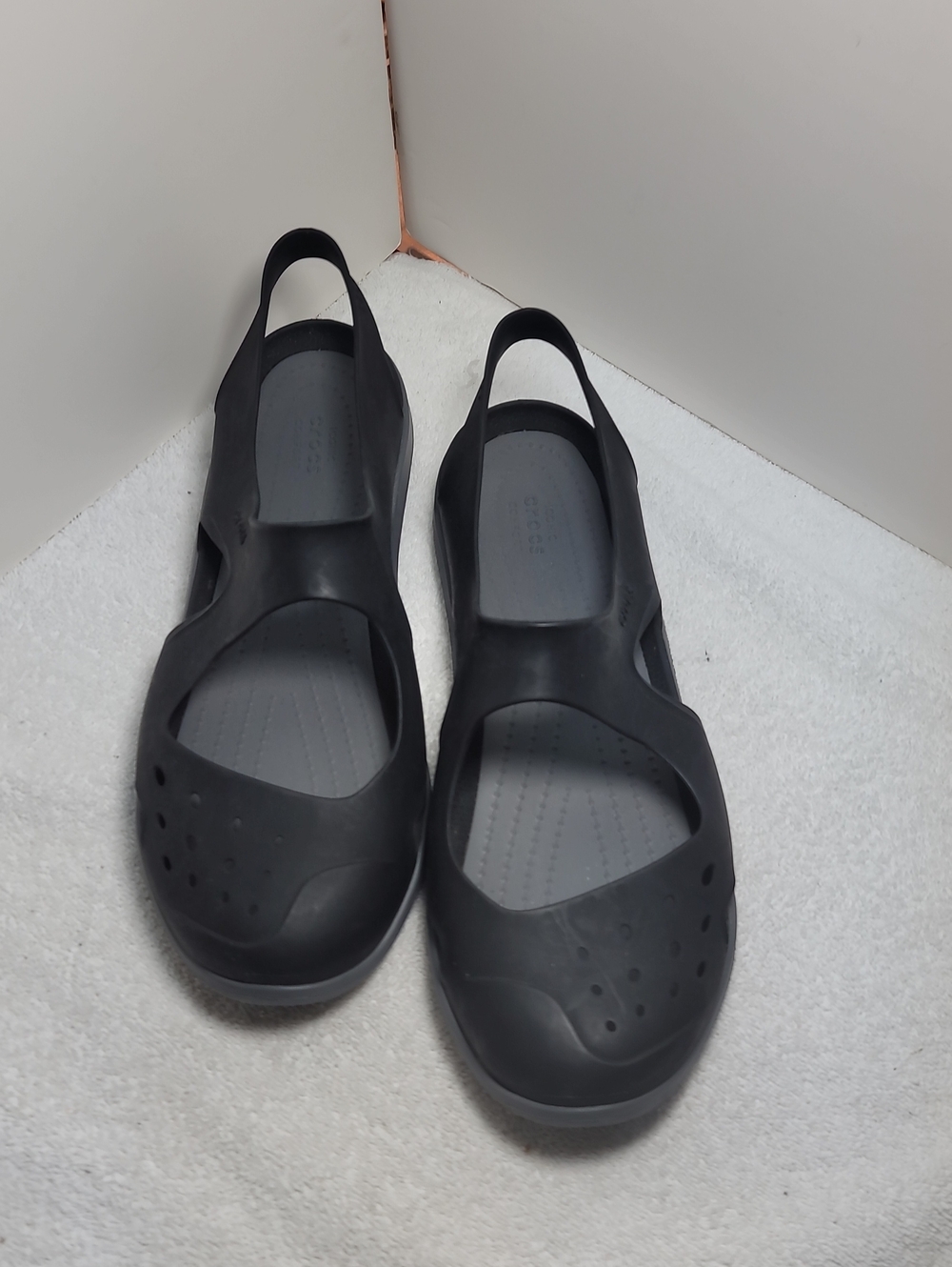 Women’s Black Slip-On  Slingback Crocs Size 11 - EUC  310